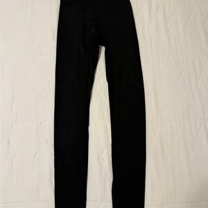 Black Paragon High-Waisted Leggings